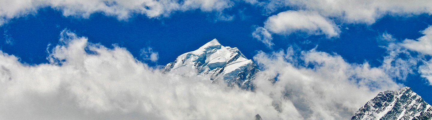 mountain snow clouds